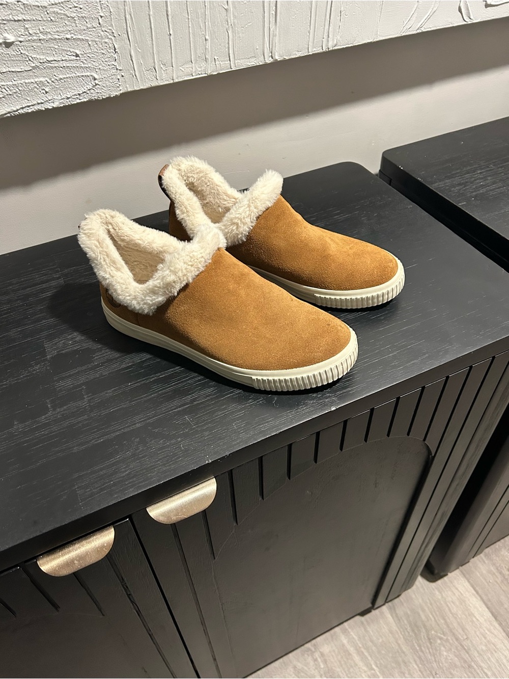 Timberland Chestnut Suede Faux-Shearling Slip-On Clogs